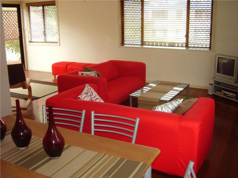 6A Waverley Street, Southport QLD 4215