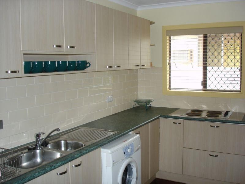 6A Waverley Street, Southport QLD 4215