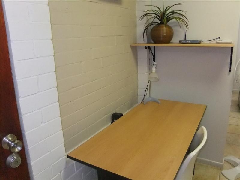 2/6A Waverley Street, Southport QLD 4215