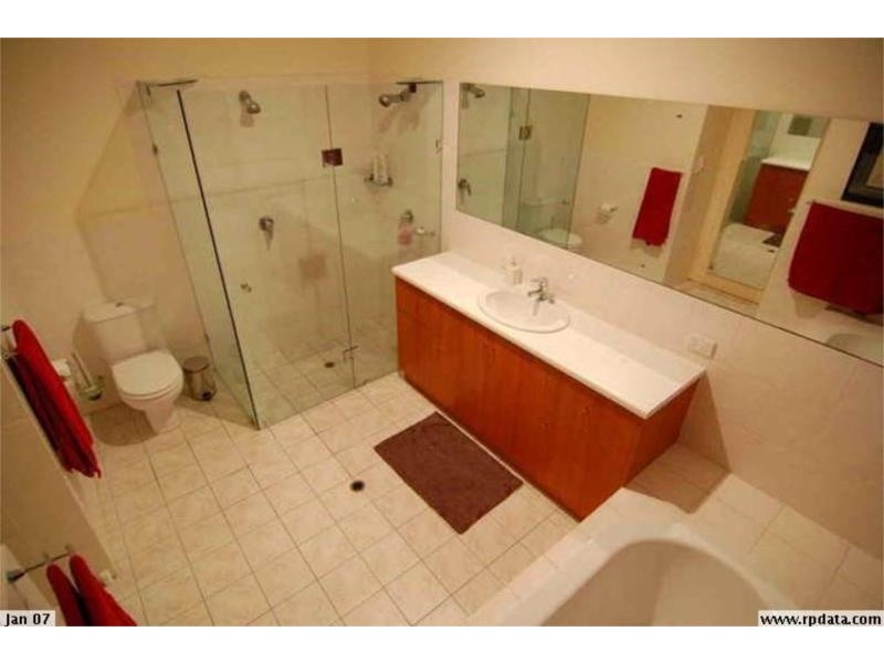 2 Bolton Avenue, Devon Park SA 5008