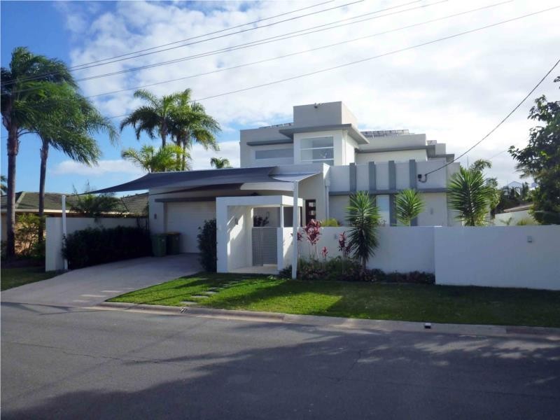 Broadbeach Waters QLD 4218