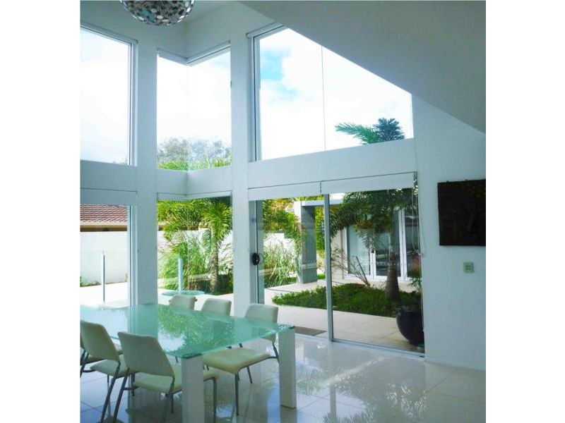 Broadbeach Waters QLD 4218