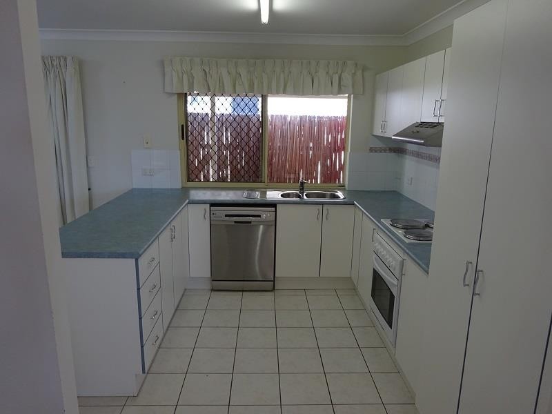 56 Estuary Parade, Douglas QLD 4814