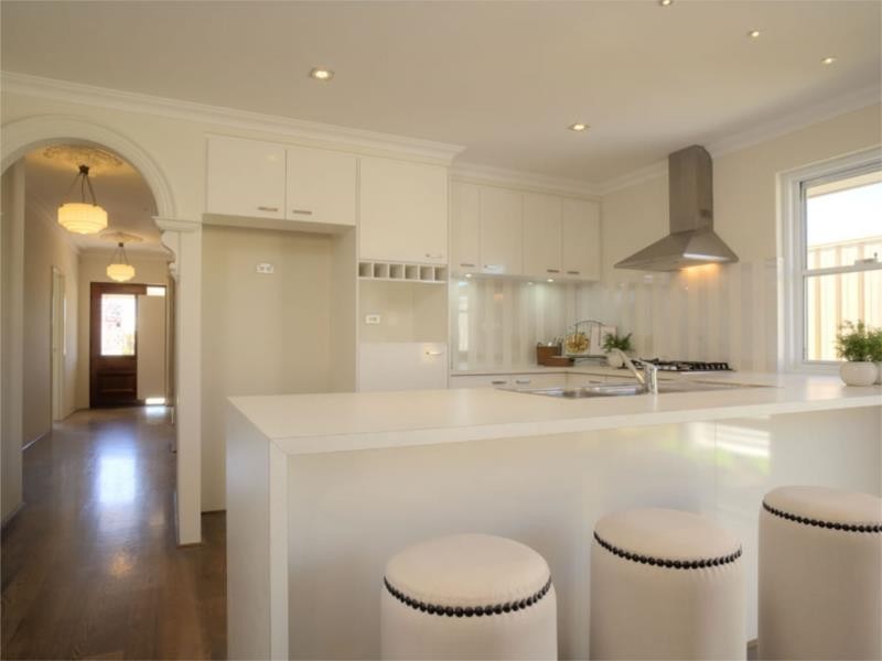 8 Malvern Road, Butler WA 6036