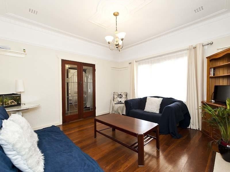 75 Sexton Road, Inglewood WA 6052