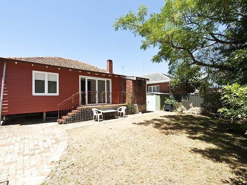 75 Sexton Road, Inglewood WA 6052