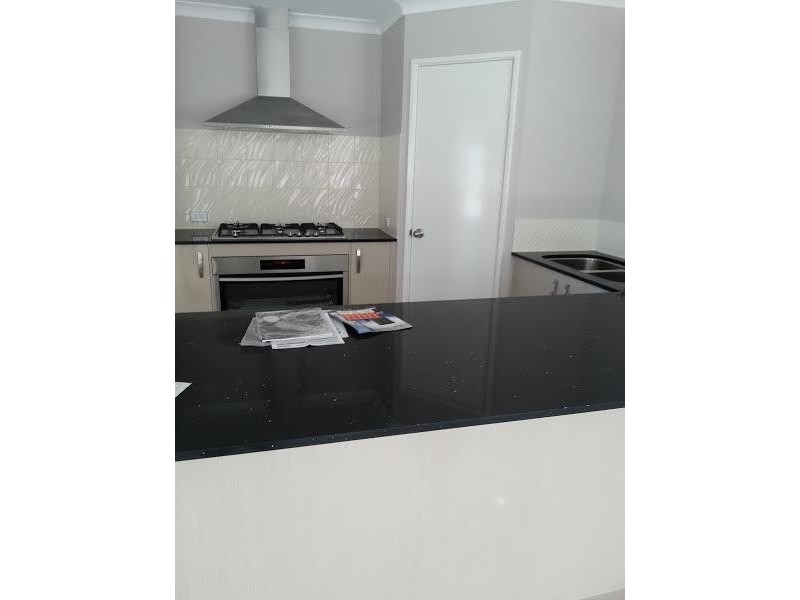 11 Narbonne Way, Piara Waters WA 6112