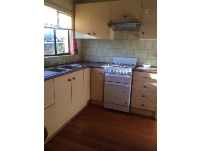 12 Cumming Street, Burwood VIC 3125