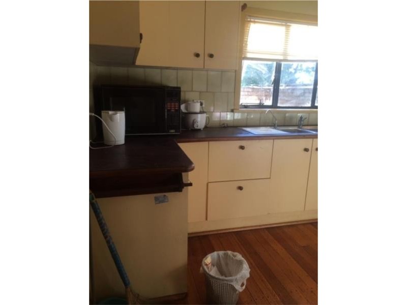 12 Cumming Street, Burwood VIC 3125