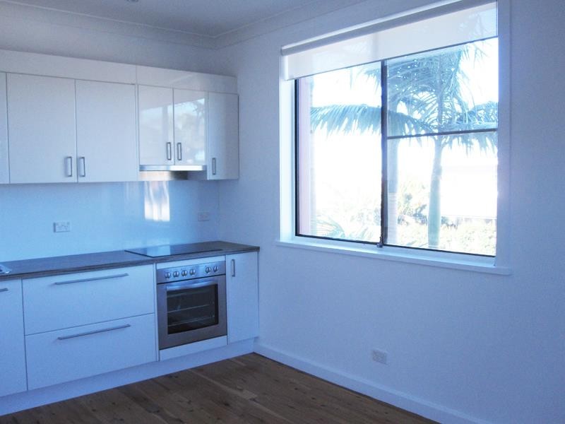 57 Griffin Road, North Curl Curl NSW 2099