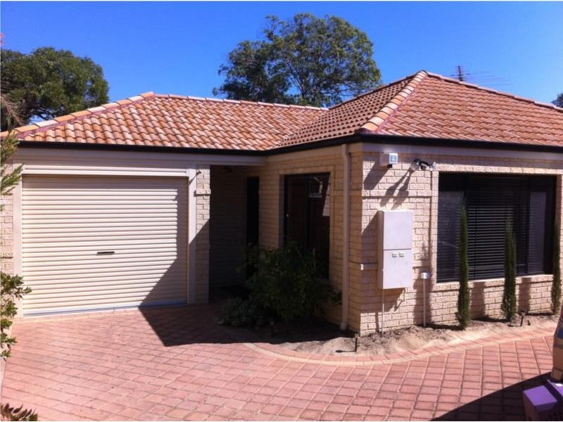 26C Eastbourne Crescent, Nollamara WA 6061