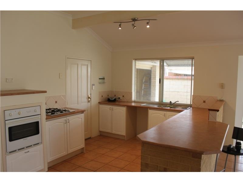 10 Abbeville Circle, Mindarie WA 6030