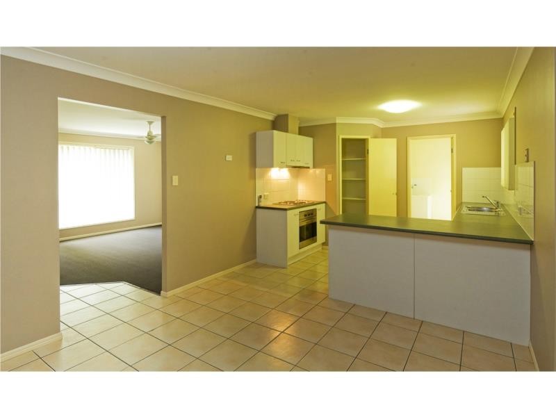 52 McKerrow Crescent, Goodna QLD 4300