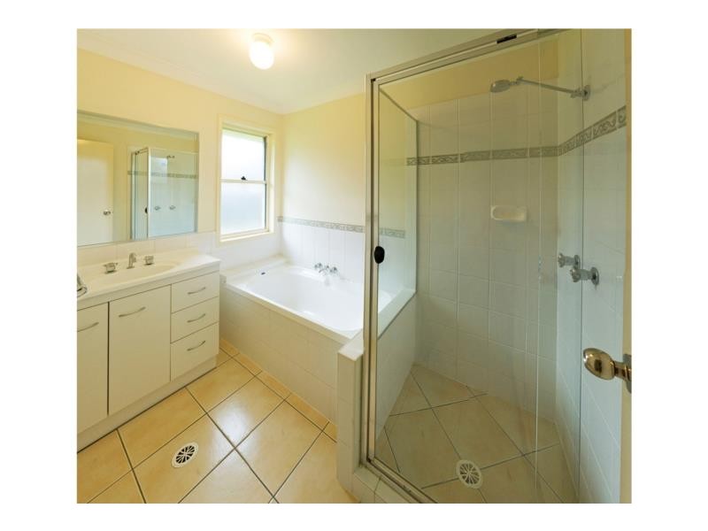 52 McKerrow Crescent, Goodna QLD 4300