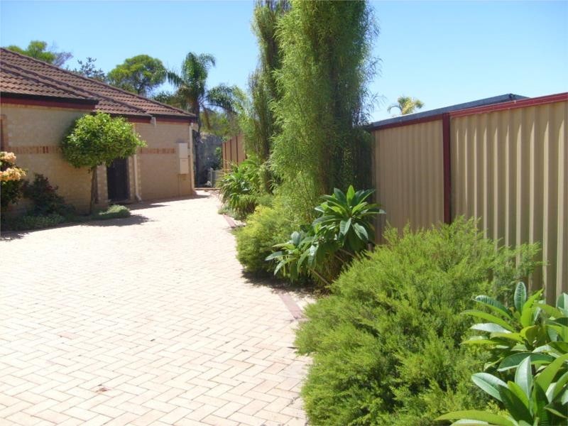 7B Riggs Way, Hamilton Hill WA 6163