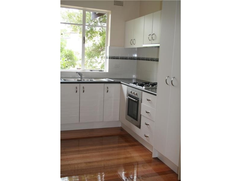 2 Warland Road, Hampton East VIC 3188