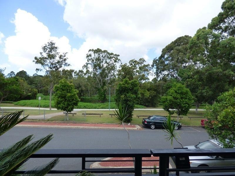 26/16 Surbiton Court, Carindale QLD 4152