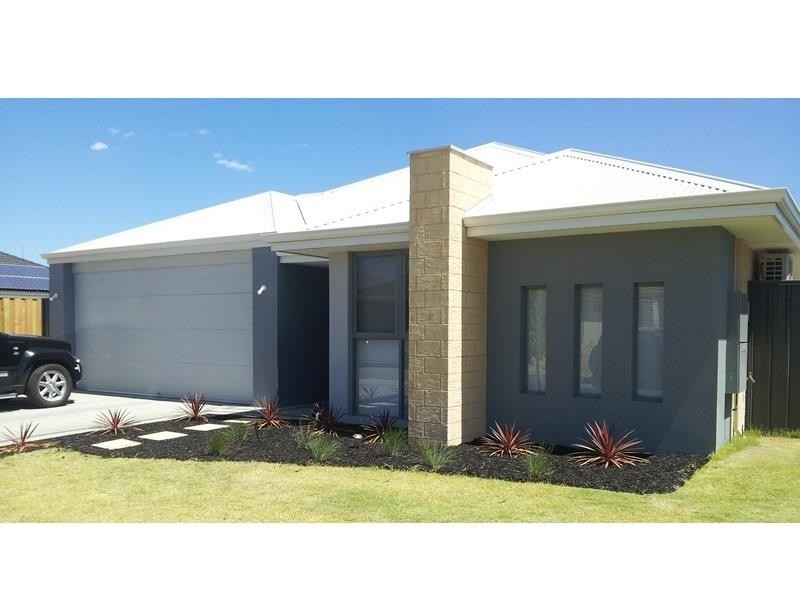 77 Sapphire Chase, Wellard WA 6170