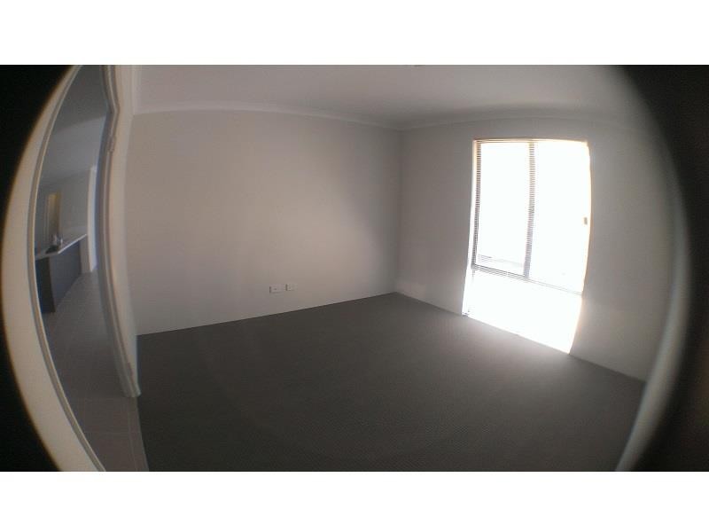 77 Sapphire Chase, Wellard WA 6170