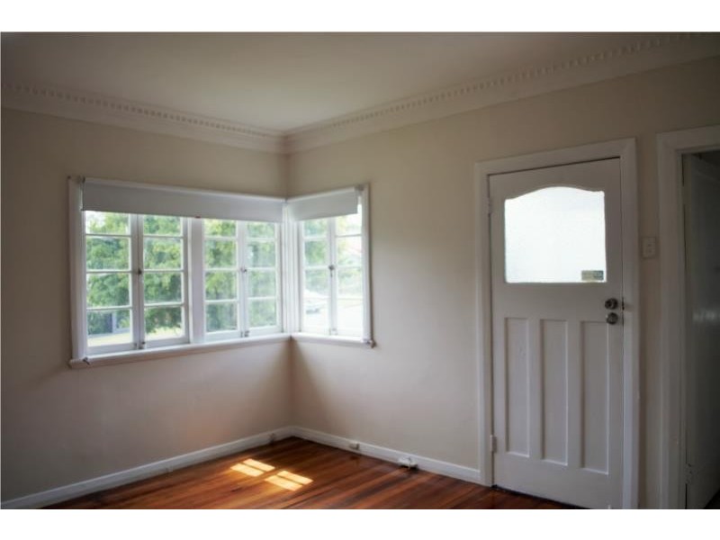 26 Rowton Street, Holland Park QLD 4121