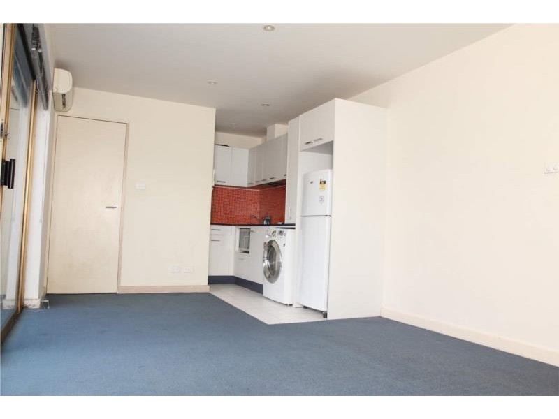 64 Wellington Street, St Kilda VIC 3182