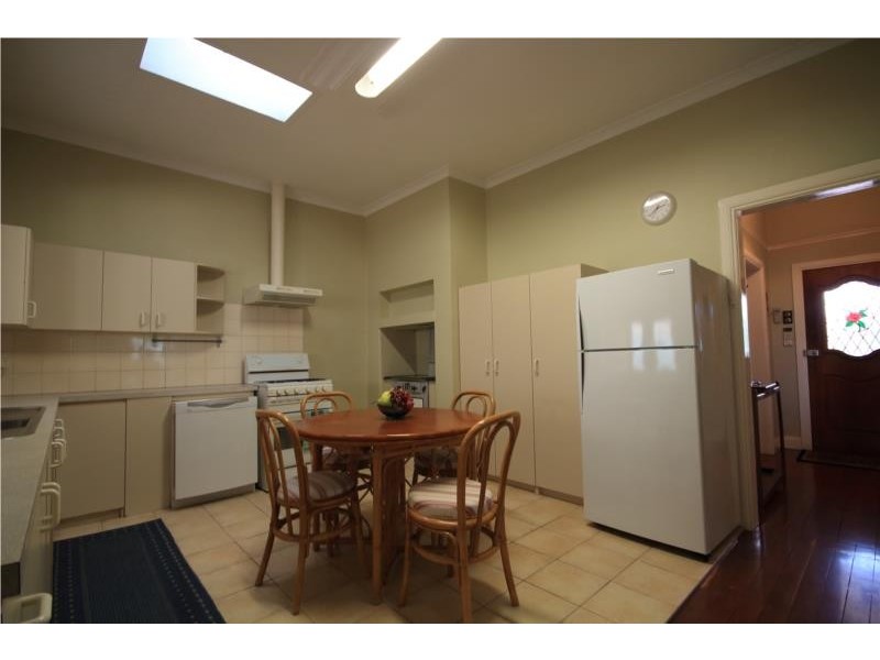 13 Grand Promenade, Bayswater WA 6053