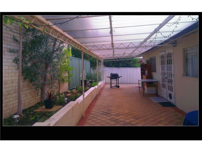 13 Grand Promenade, Bayswater WA 6053