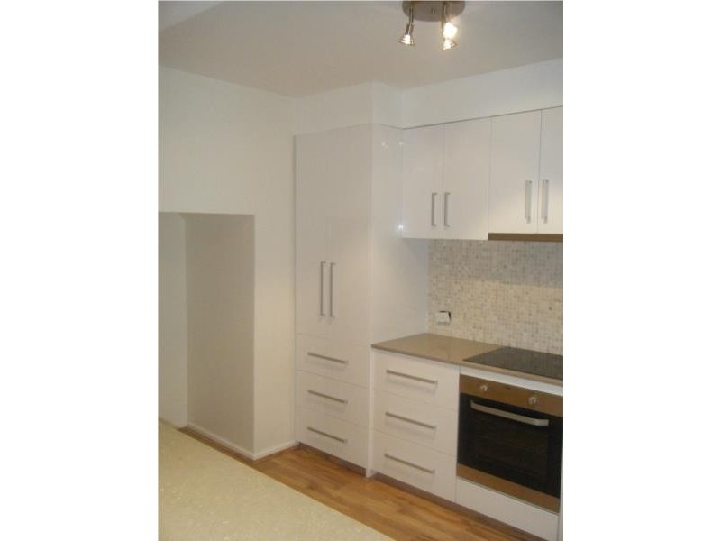 4/11 South Terrace, Como WA 6152