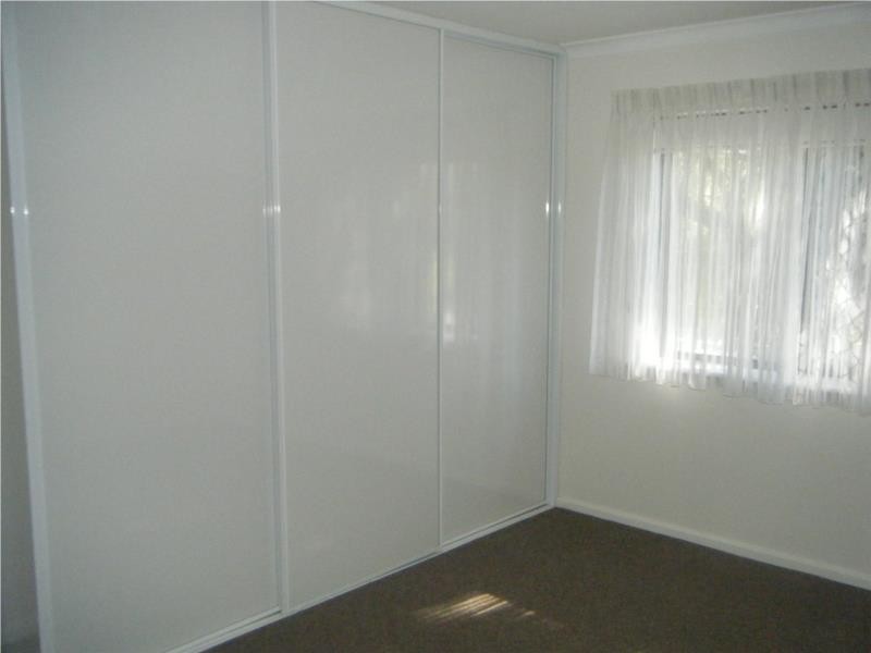 4/11 South Terrace, Como WA 6152