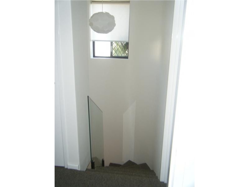 4/11 South Terrace, Como WA 6152