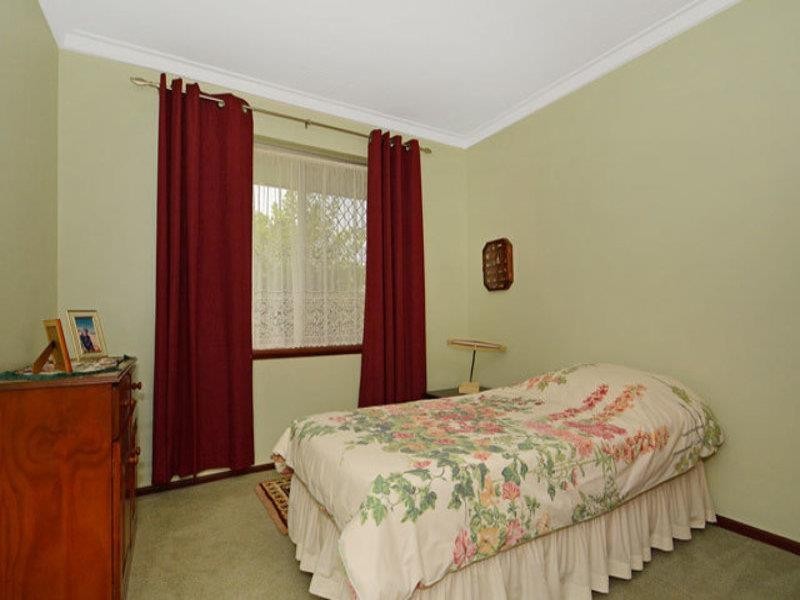 13 Eastwood Way, Hamersley WA 6022