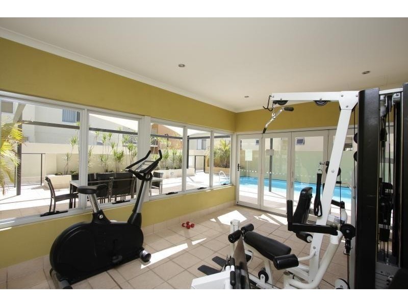 2/76 Newcastle Street, Perth WA 6000