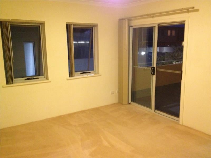 2/76 Newcastle Street, Perth WA 6000