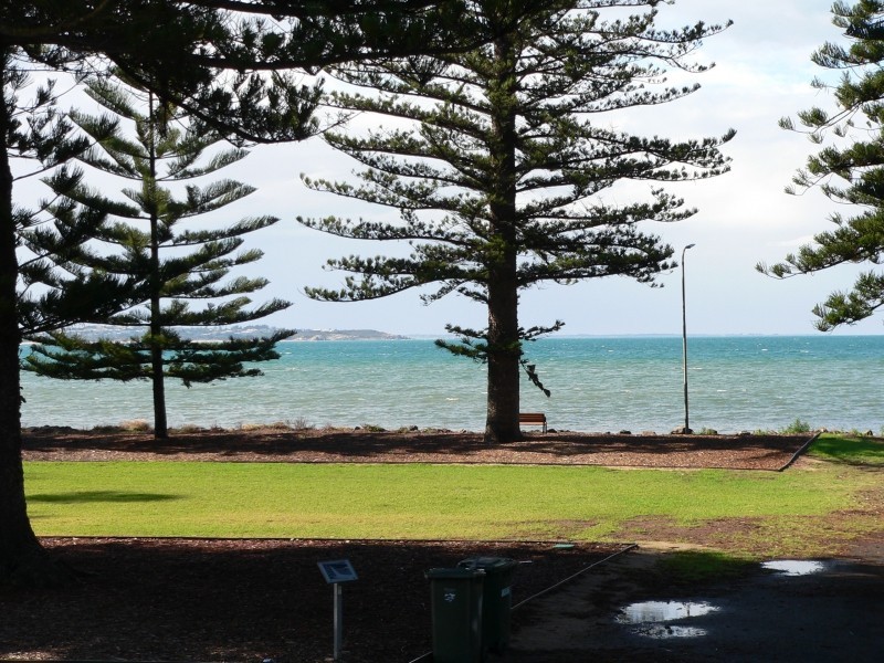 2-5 Flinders Parade, Victor Harbor SA 5211