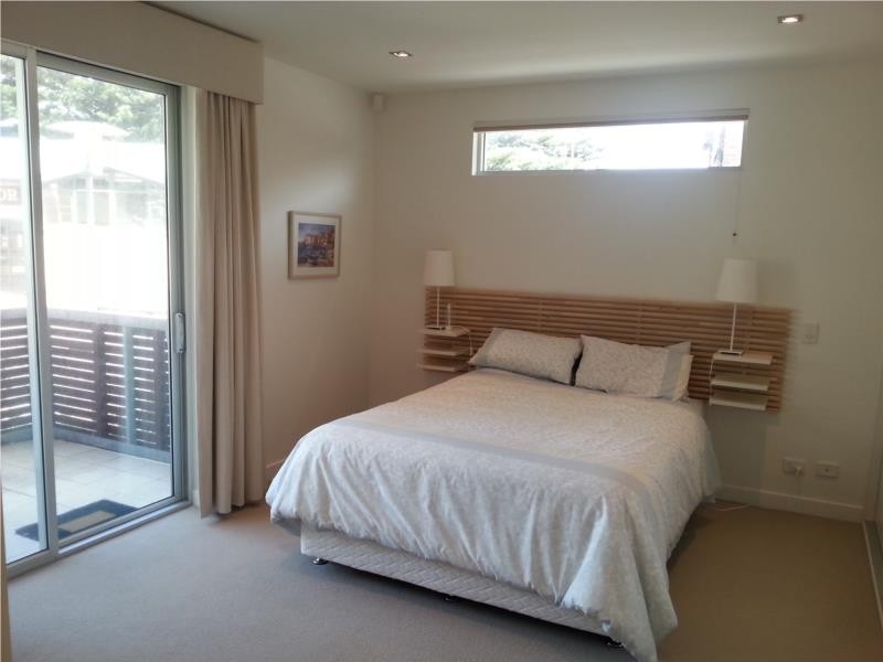 2-5 Flinders Parade, Victor Harbor SA 5211