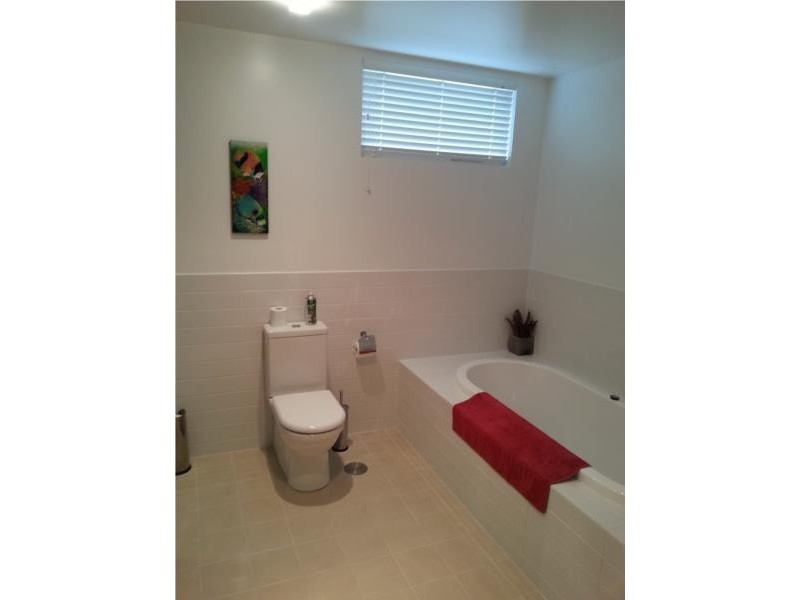 2-5 Flinders Parade, Victor Harbor SA 5211