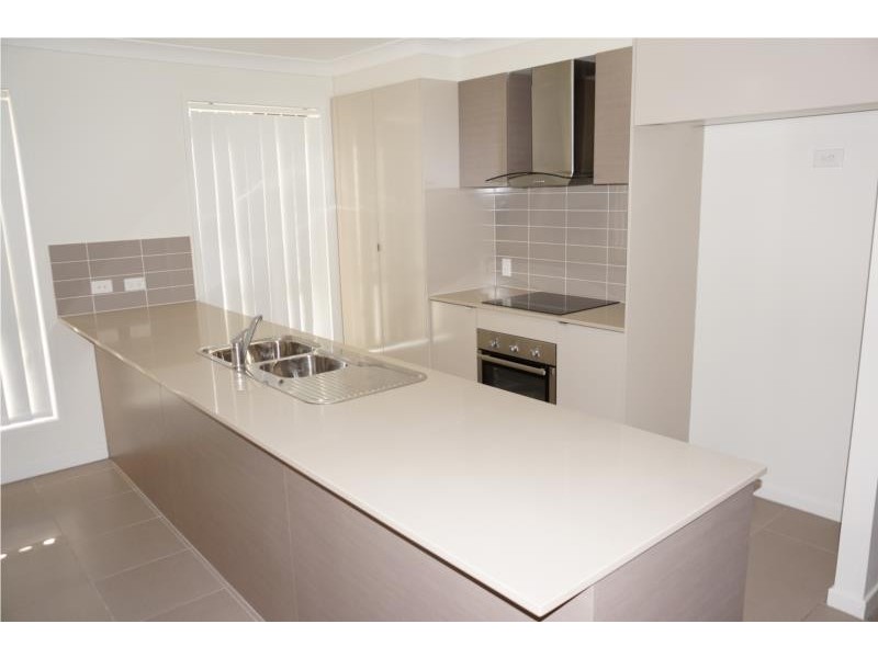 18 Sanur Street, Marsden QLD 4132