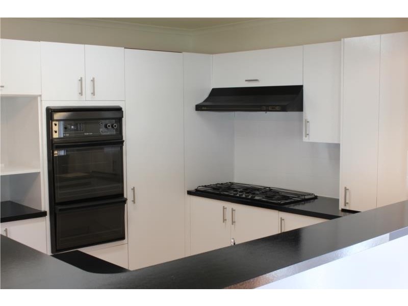 4 Eurunderee Avenue, Seacombe Gardens SA 5047