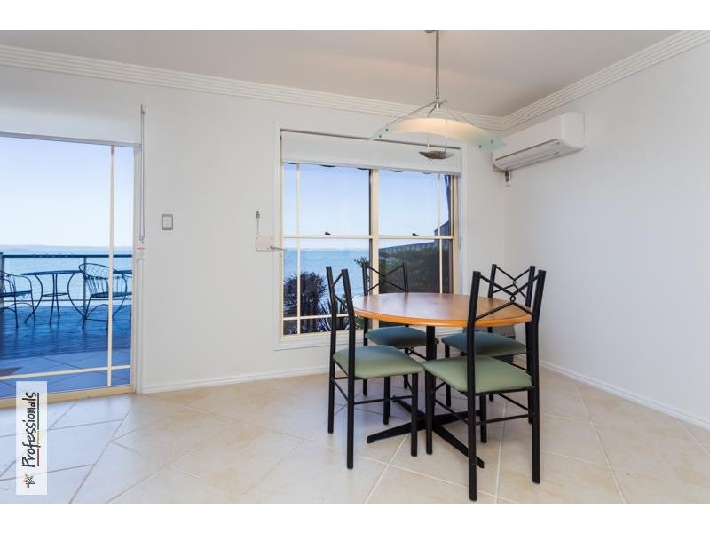 127 Shore Street North, Cleveland QLD 4163