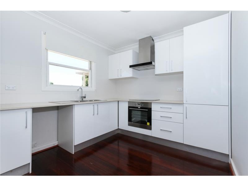 5B Cobine Street, Spearwood WA 6163