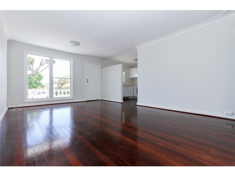 5B Cobine Street, Spearwood WA 6163