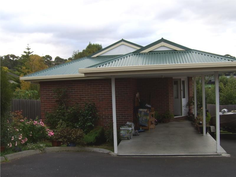 5/16 Pearsall Avenue, Blackmans Bay TAS 7052
