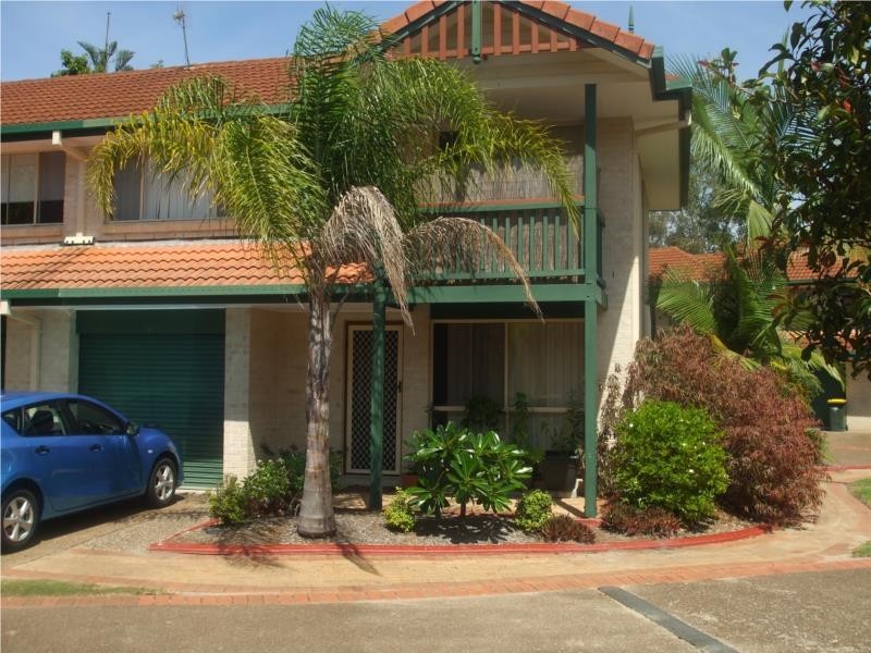 2/1 Township Drive, Burleigh Waters QLD 4220