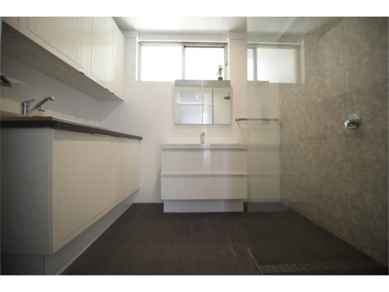 225 Alice Street, Doubleview WA 6018