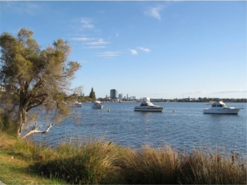 18A Stoke Street, Mount Pleasant WA 6153