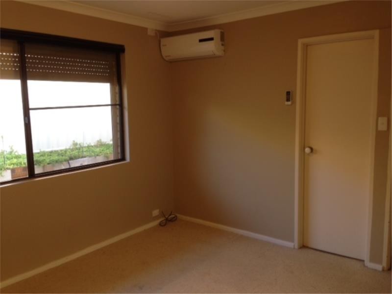 2/15 Hazel Street, Como WA 6152