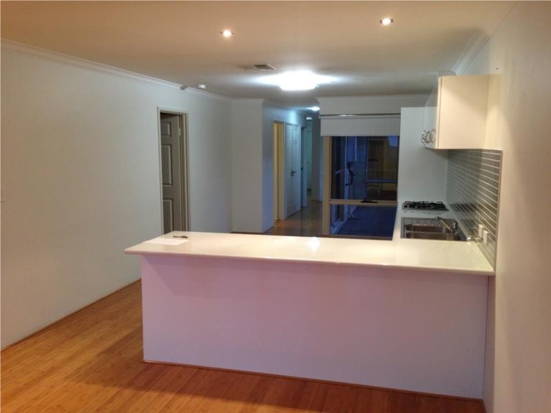 11B Teocote Crescent, Aubin Grove WA 6164