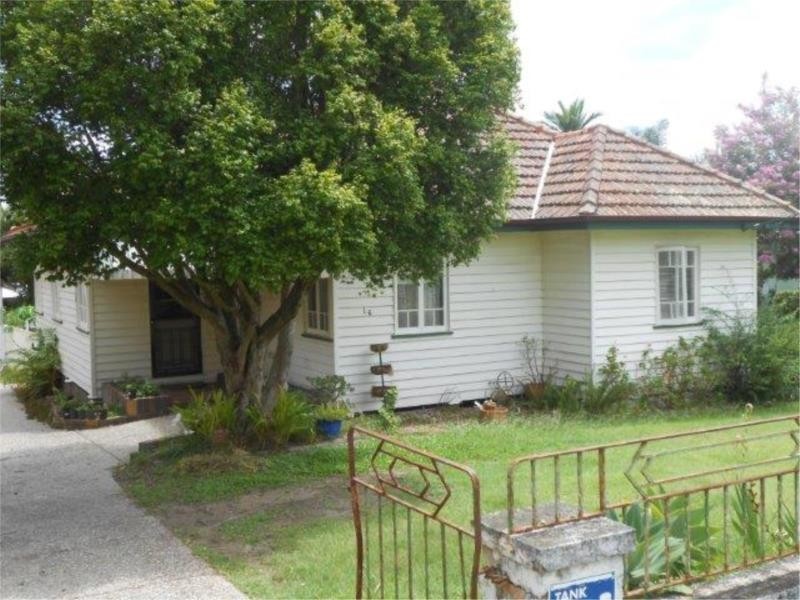 16 Aster Street, Cannon Hill QLD 4170