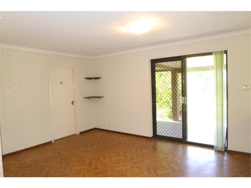 25 CUMBERLAND WAY, Bassendean WA 6054
