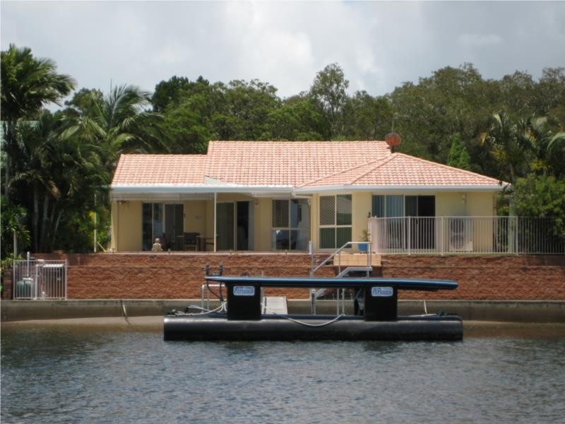 Hollywell QLD 4216